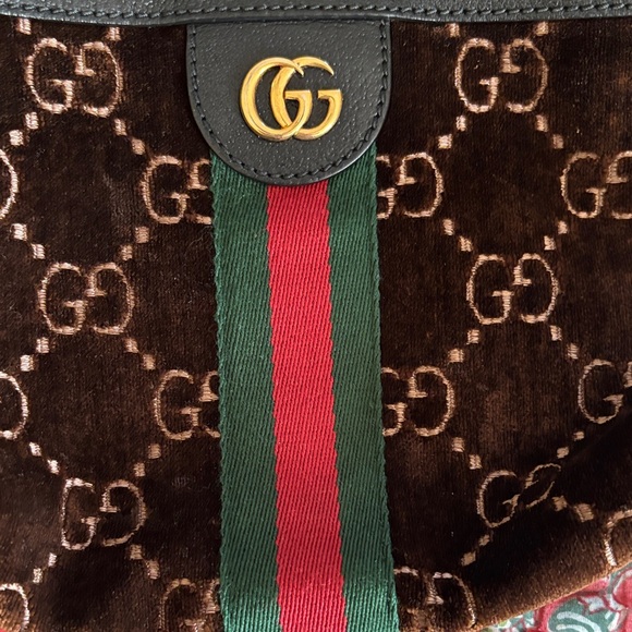 Gucci GG Monogram Velvet Belt Bag - Picture 5 of 10